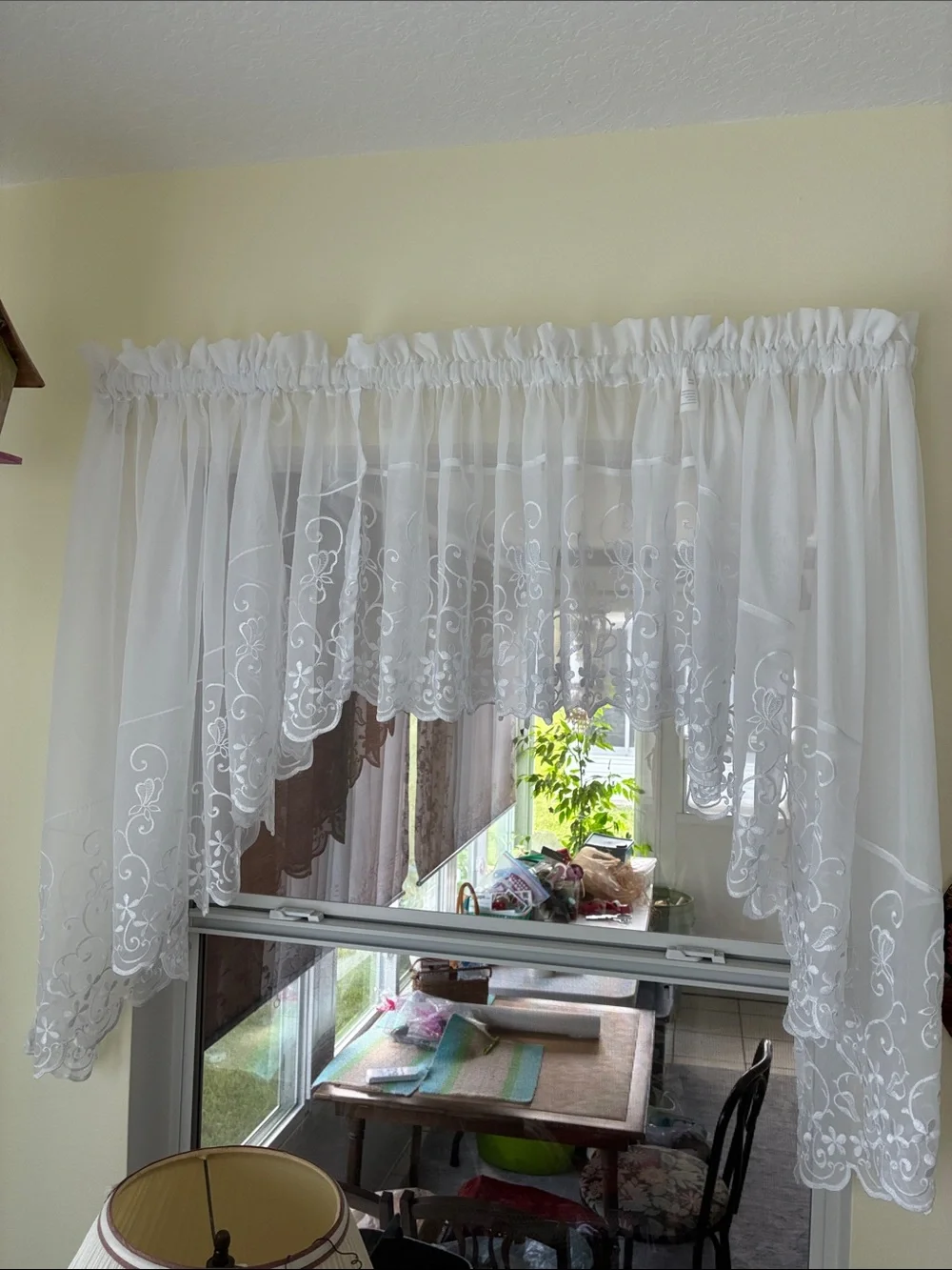 Vintage White Sheer Scalloped Lace Swag Set  and Valance Classic Window Accent